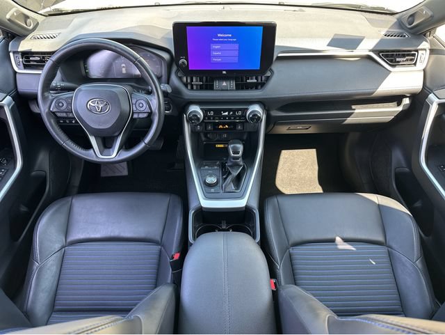 Used 2023 Toyota RAV4 XSE AWD/4WD image 8