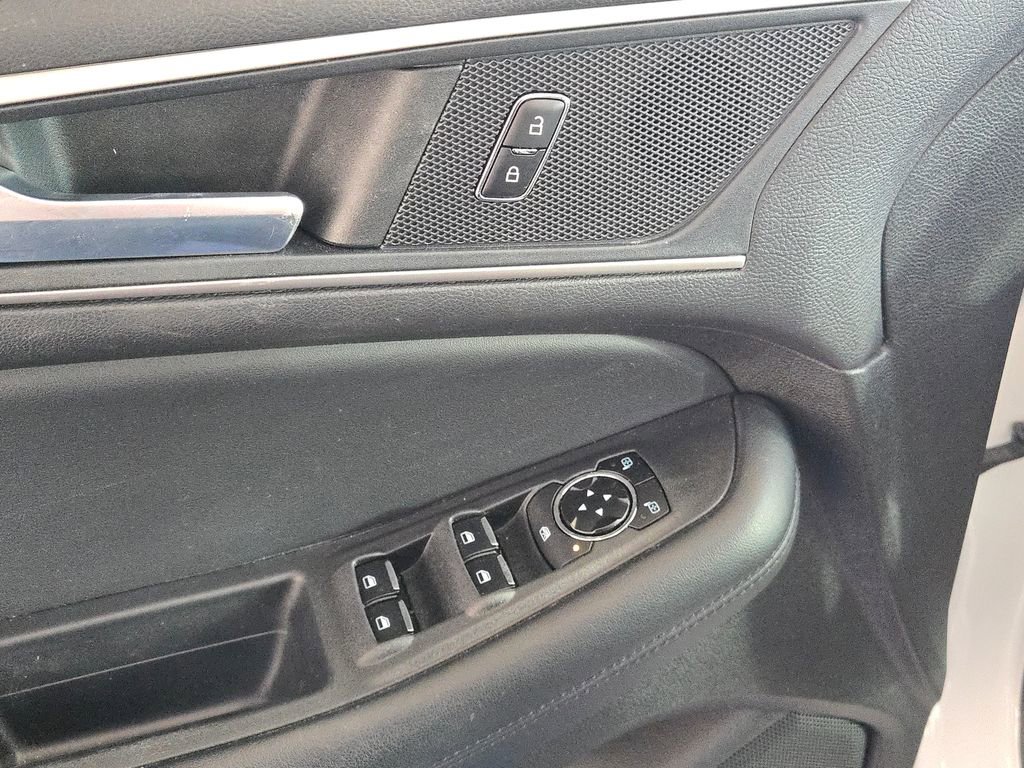 Used 2022 Ford Edge SEL w/ Convenience Package image 13