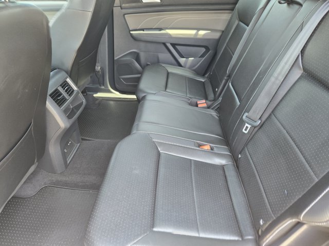 Used 2023 Volkswagen Atlas Cross Sport SE FWD image 30