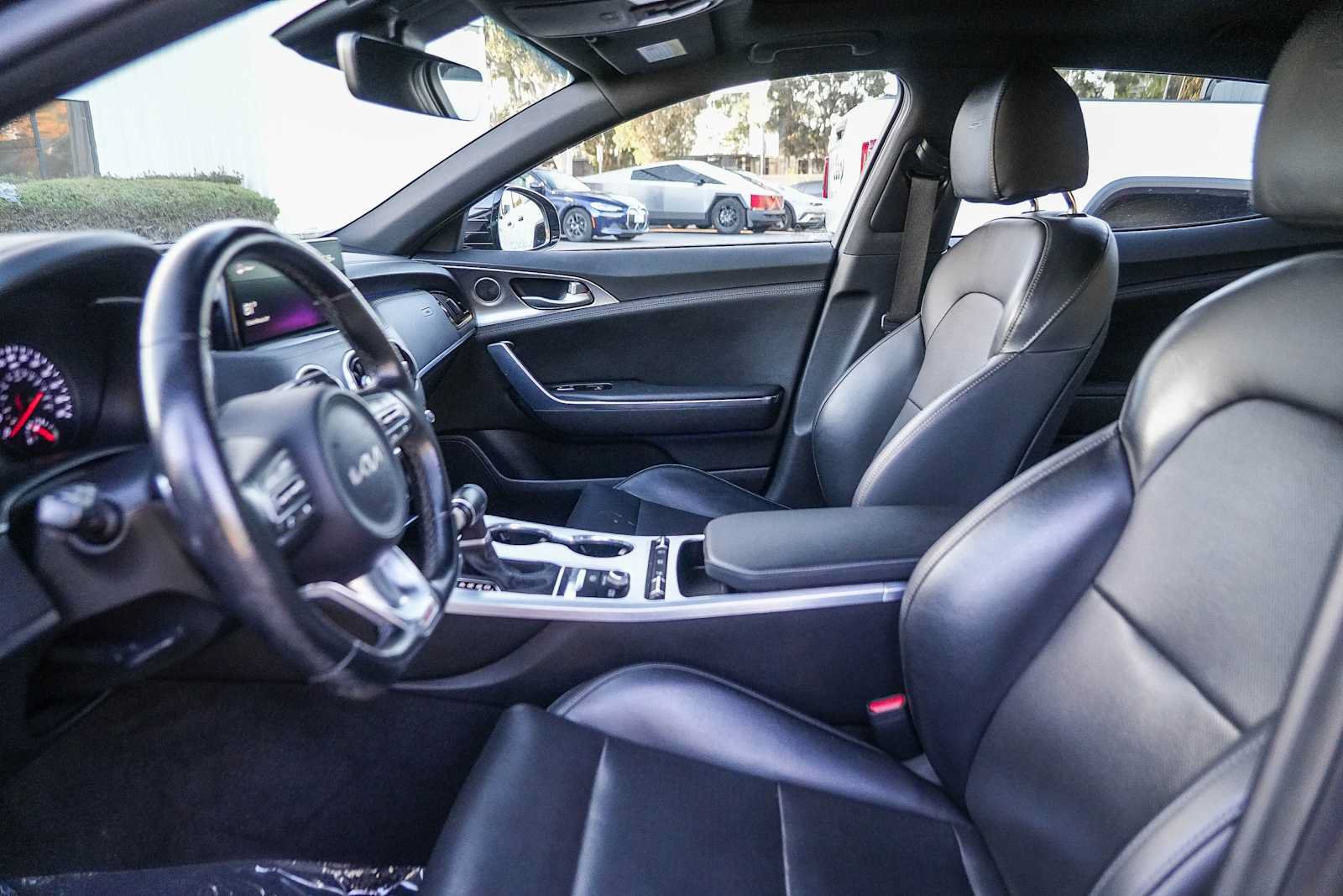 Used 2022 Kia Stinger GT1 AWD/4WD image 18