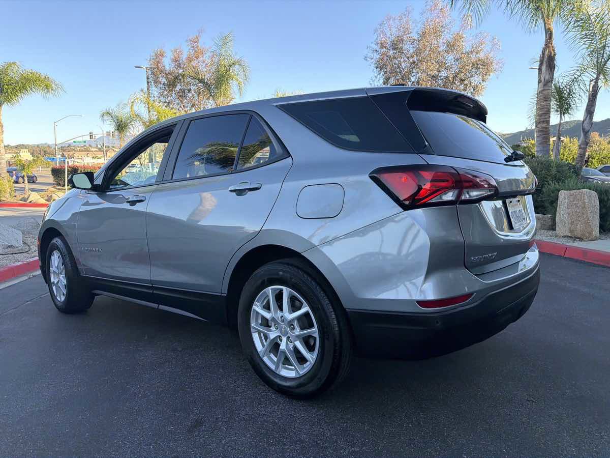 Used 2023 Chevrolet Equinox LS image 21