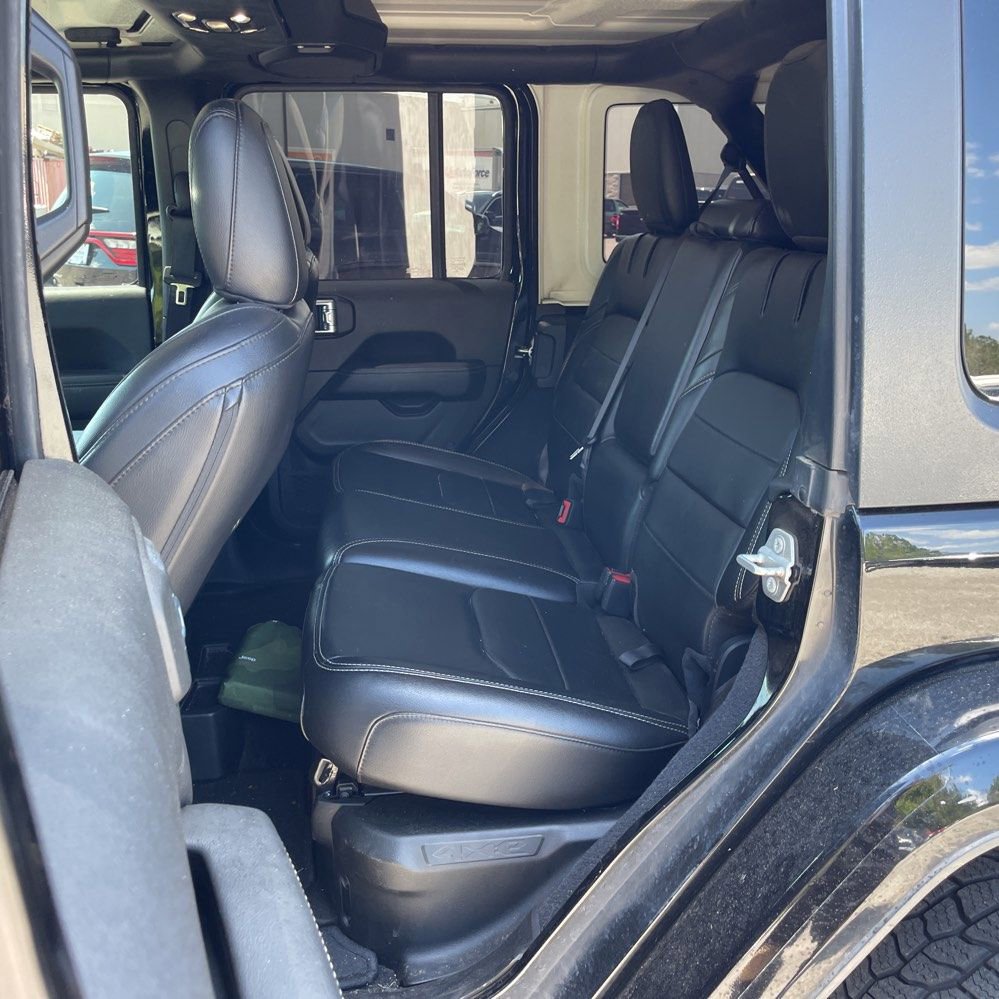 Used 2021 Jeep Wrangler Unlimited Sahara w/ Cold Weather Group image 10