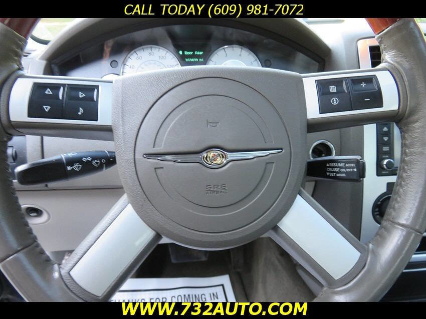 Used 2008 Chrysler 300 C w/ Protection Group II image 25