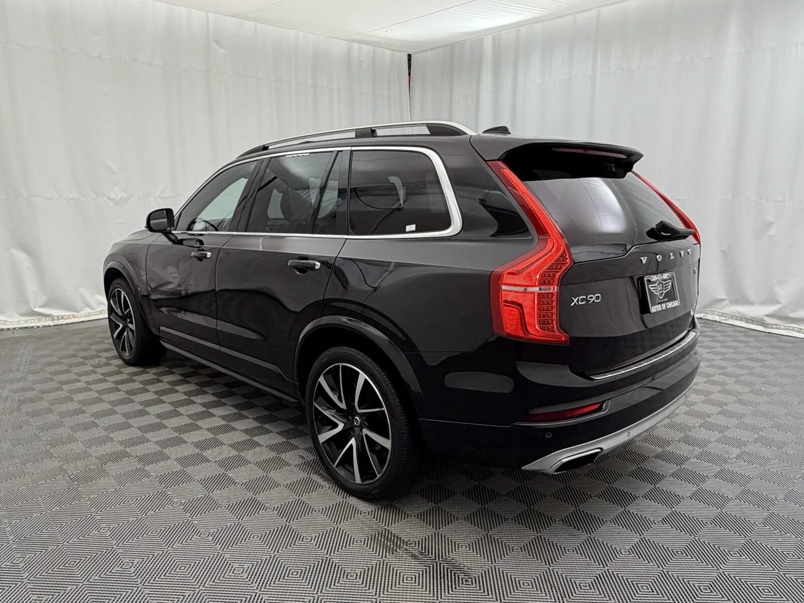 Used 2019 Volvo XC90 T6 Momentum w/ Protection Package Premier AWD/4WD image 7
