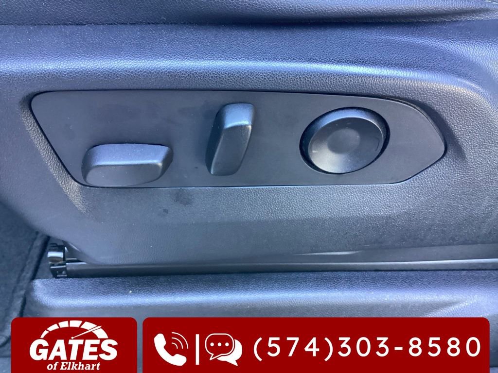 Used 2023 Chevrolet Tahoe LT AWD/4WD image 19