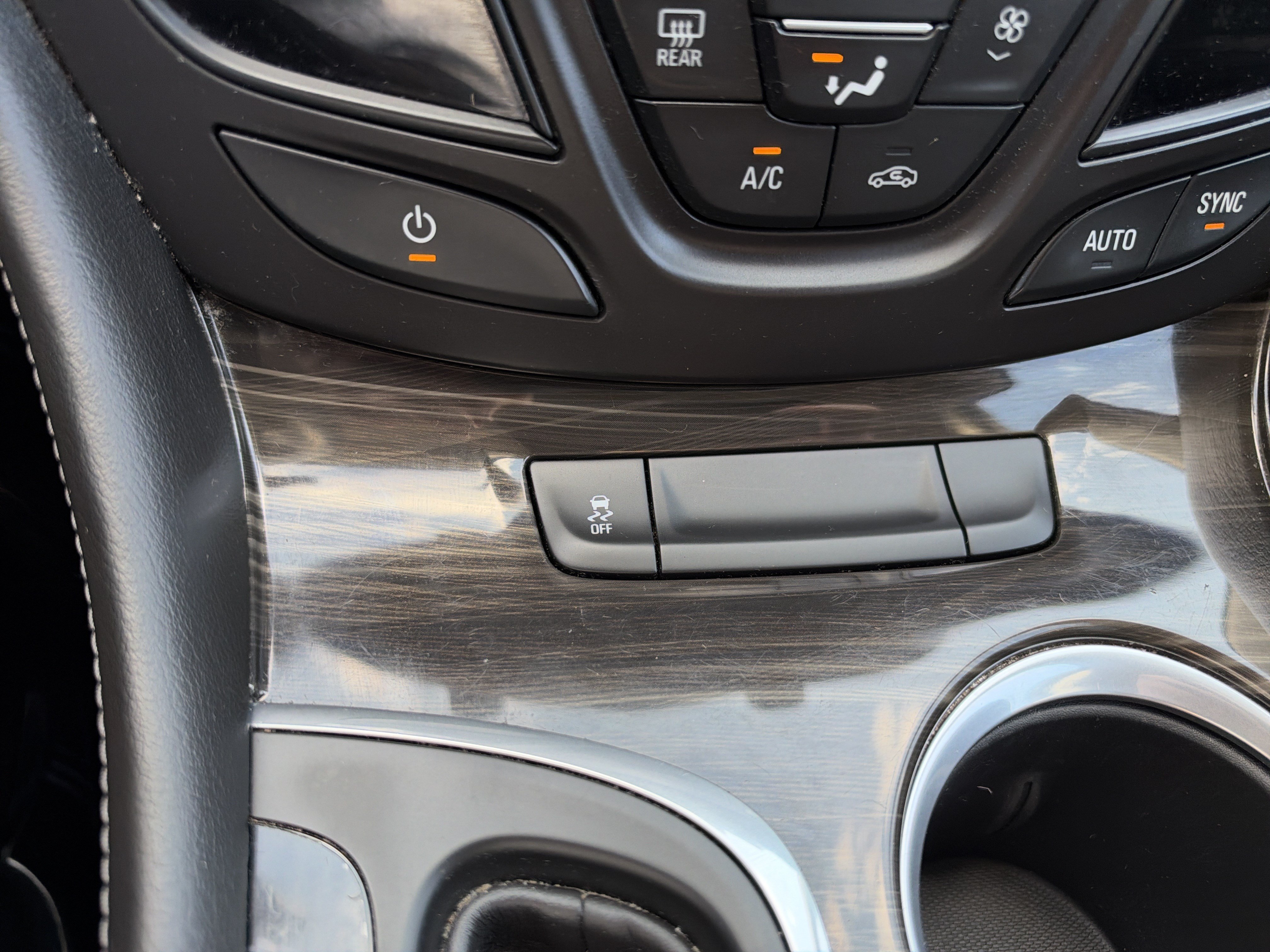Used 2019 Buick Envision Premium AWD/4WD image 38