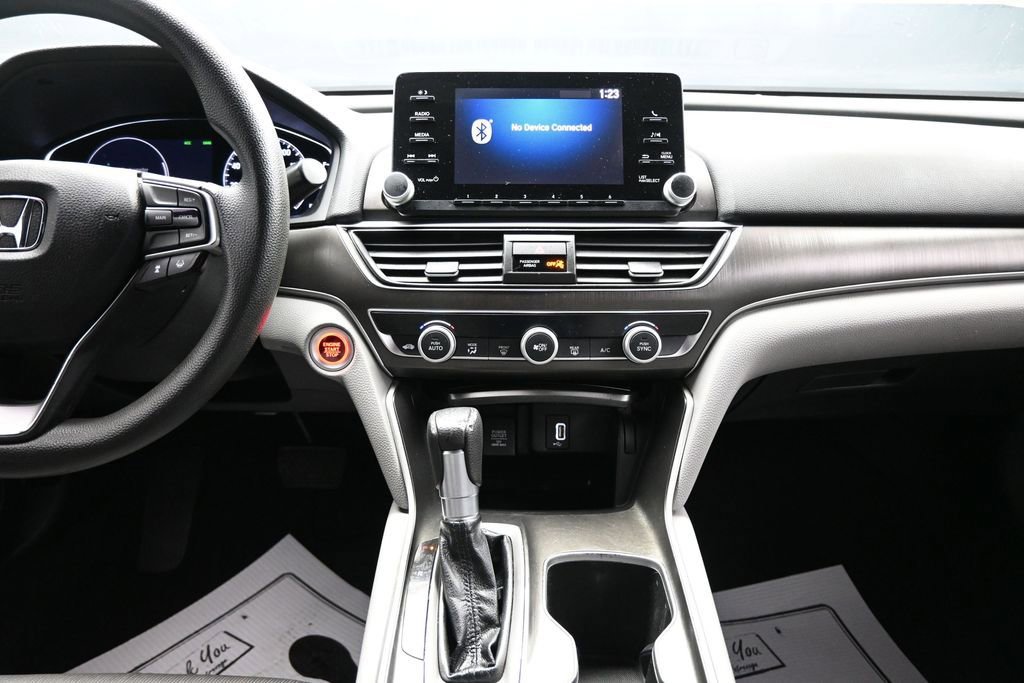 Used 2018 Honda Accord LX image 16
