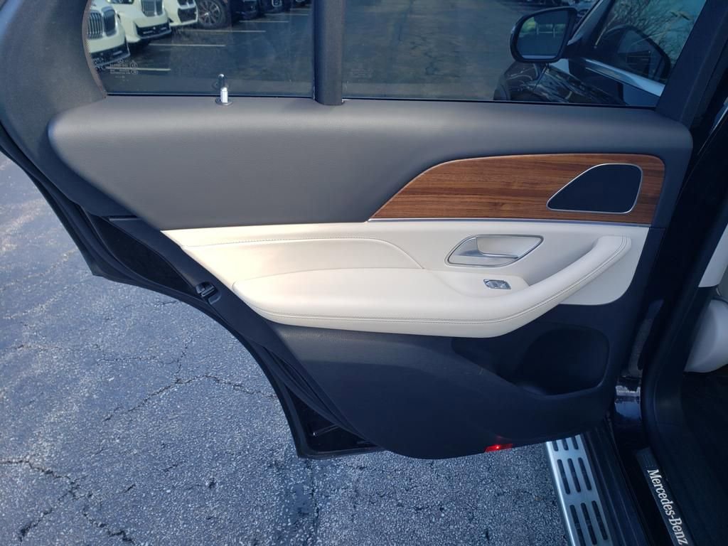 Used 2023 Mercedes-Benz GLE 350 4MATIC image 12