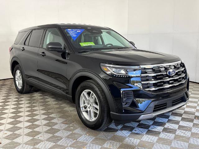 Certified 2026 Ford Explorer Active RWD image 1