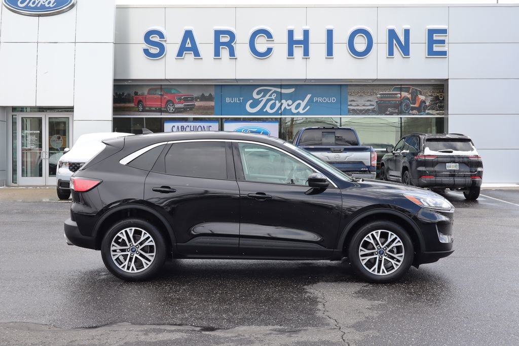 Used 2022 Ford Escape SEL w/ Technology Package image 2