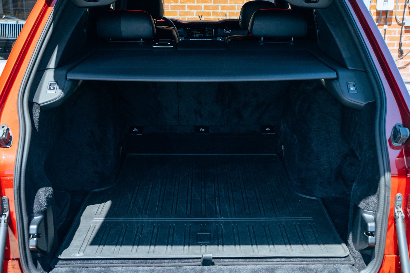 Used 2023 Rolls-Royce Cullinan AWD/4WD image 33