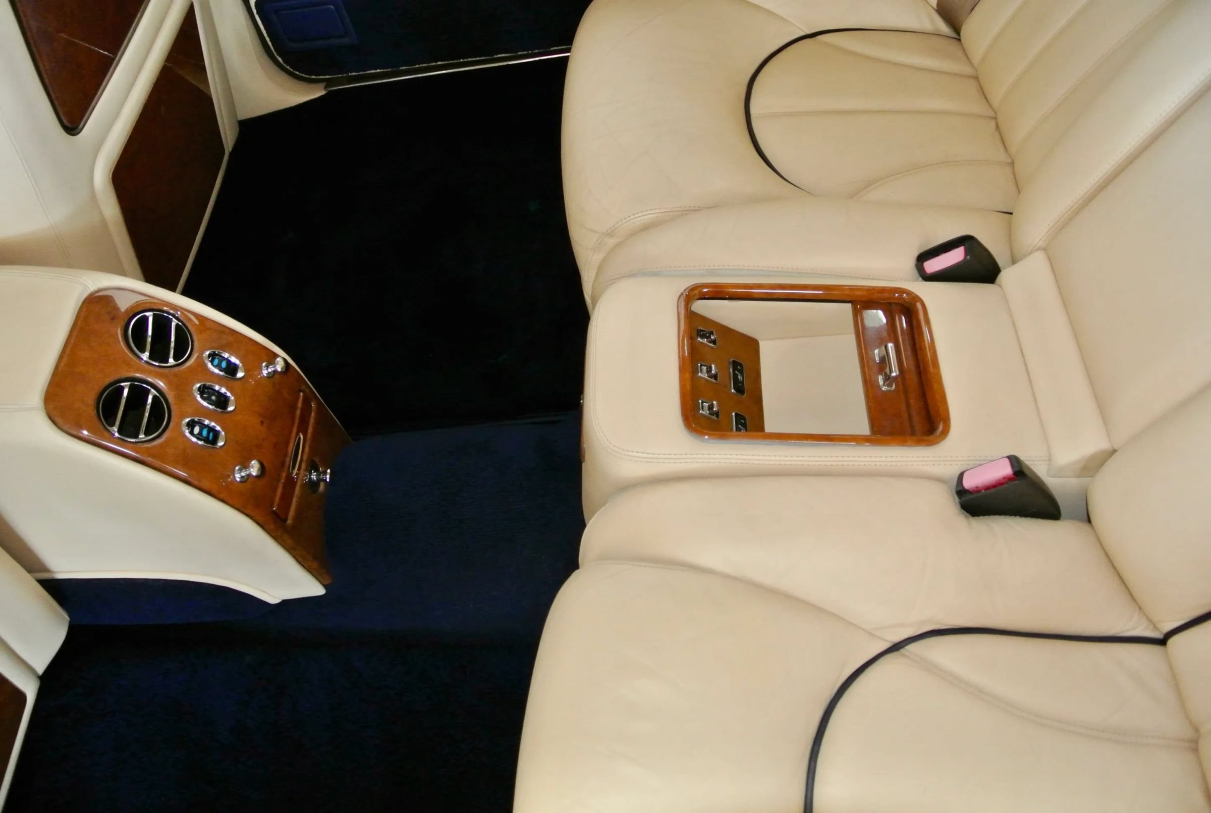 Used 2001 Rolls-Royce Silver Seraph RWD image 16