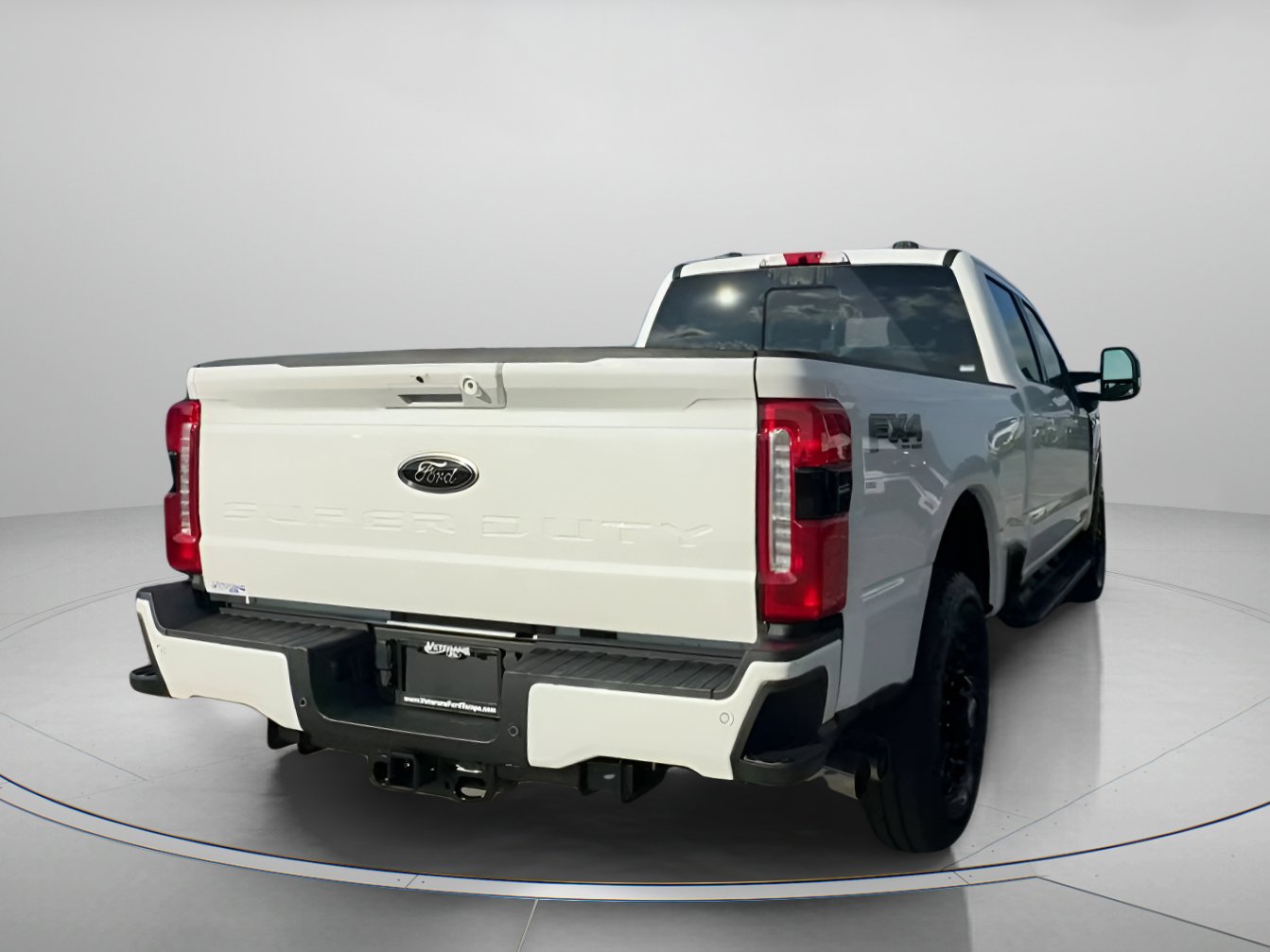 New 2026 Ford F350 Lariat w/ Black Appearance Package image 28
