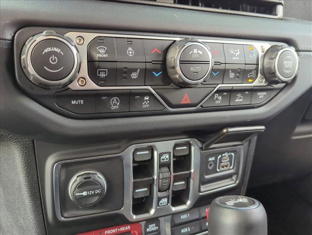 Used 2025 Jeep Wrangler Unlimited Rubicon image 13