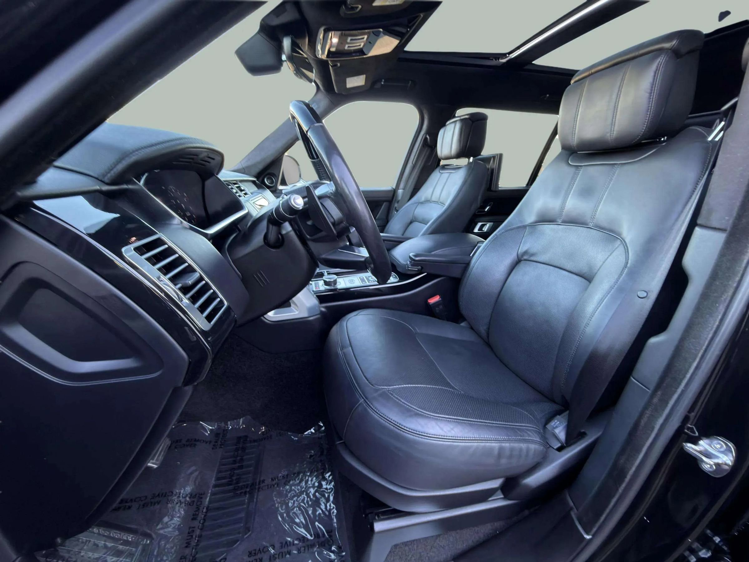 Used 2021 Land Rover Range Rover P525 Westminster Edition LWB image 20