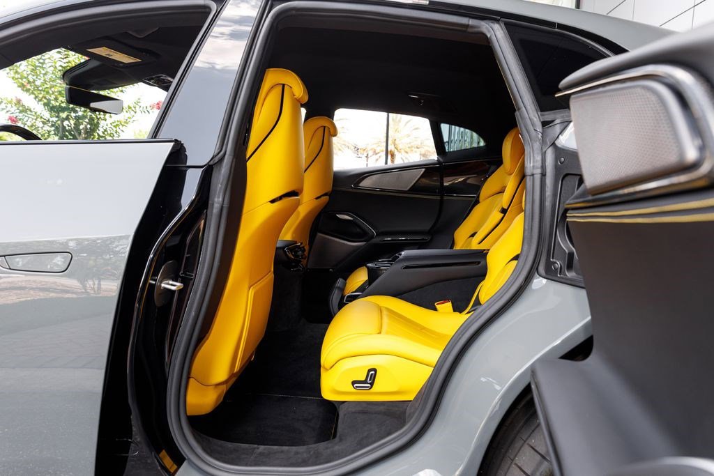 Used 2025 Ferrari Purosangue AWD/4WD image 24