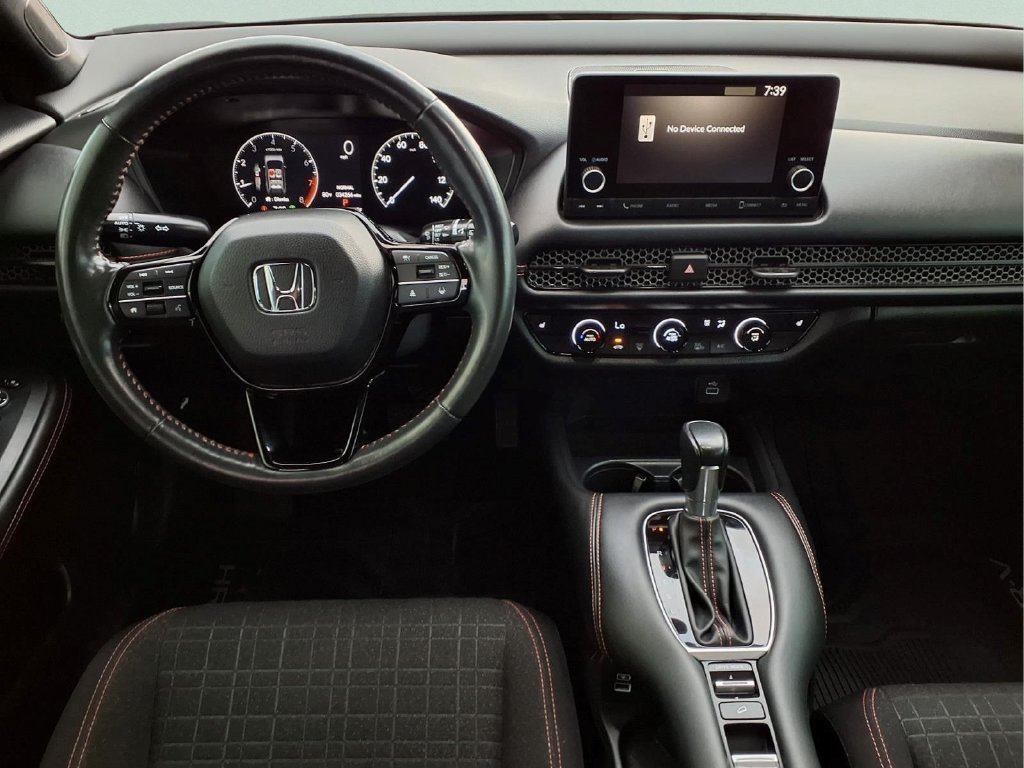 Used 2023 Honda HR-V Sport image 12