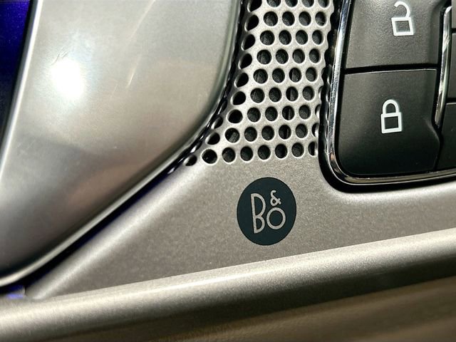 Used 2022 Ford Explorer Limited w/ Equipment Group 301A image 19