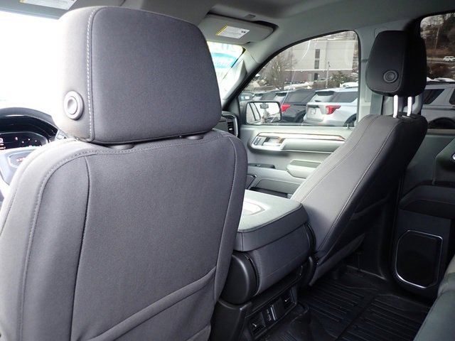 Used 2024 GMC Sierra 1500 Elevation w/ LPO, Elevation Black Package image 18