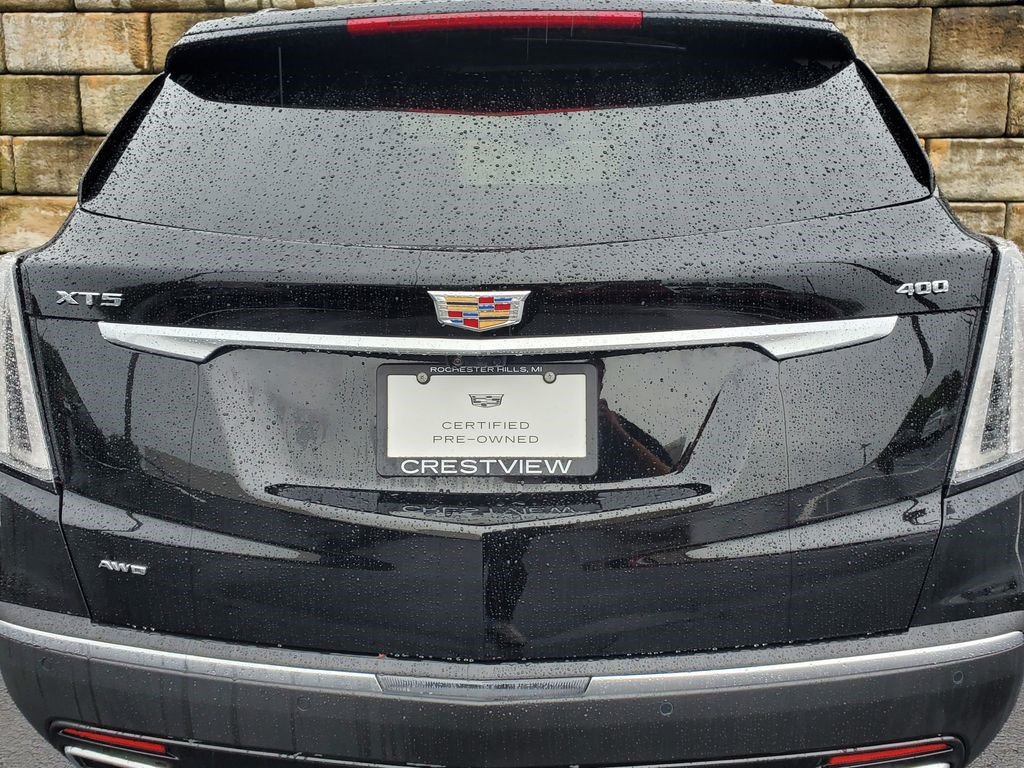 Certified 2026 Cadillac XT5 Sportv w/ LPO, Floor Liner Package AWD/4WD image 16