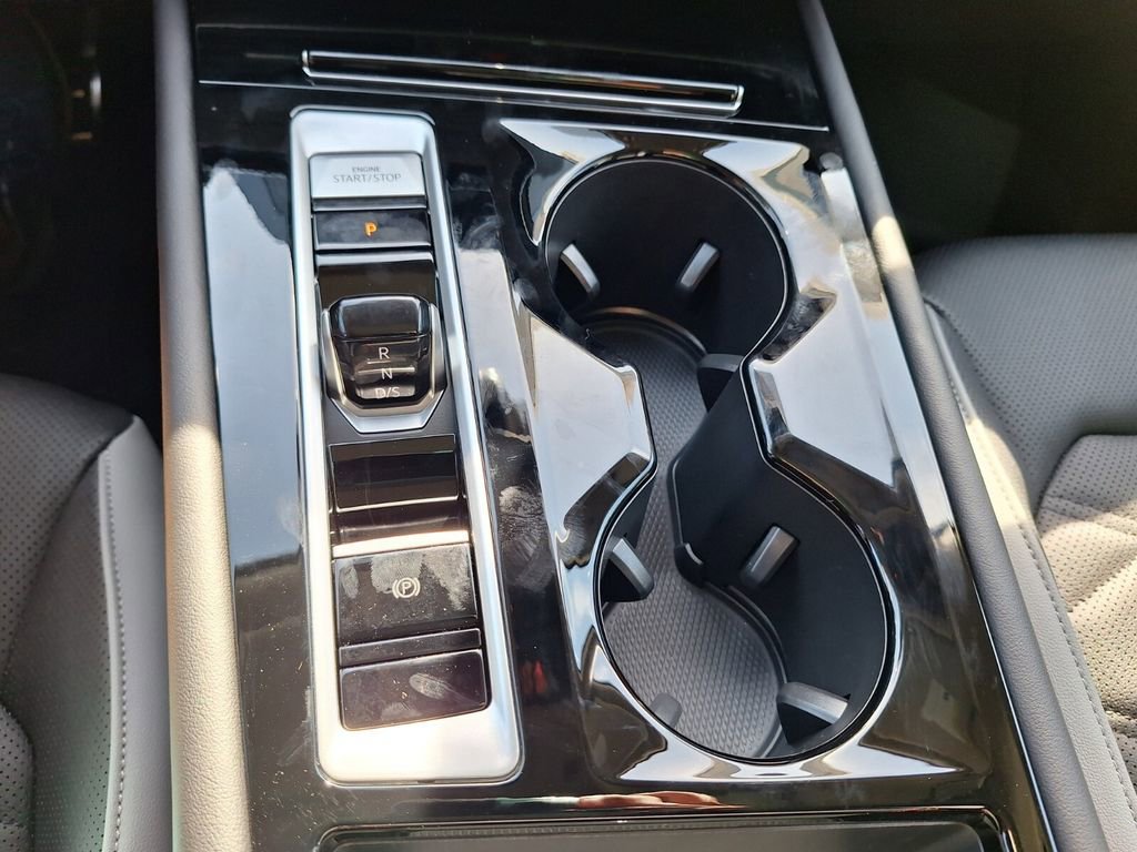 New 2026 Volkswagen Atlas Peak Edition image 18