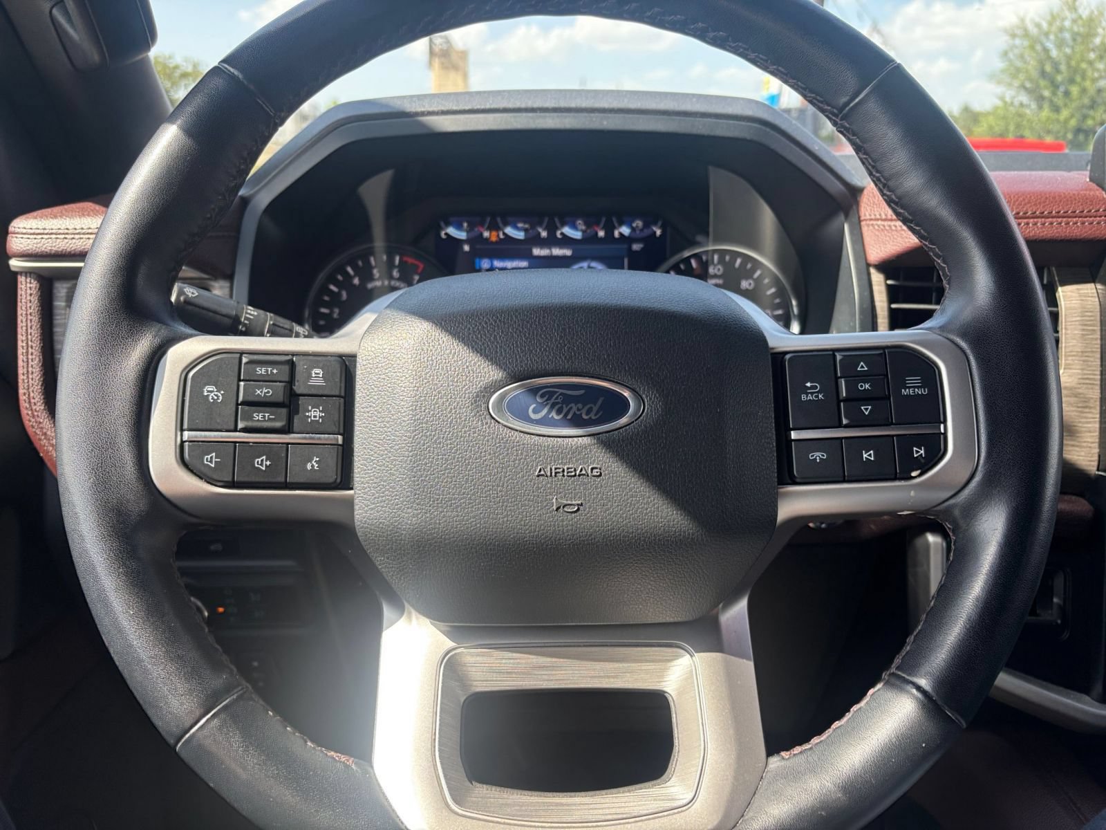 Used 2024 Ford Expedition Limited AWD/4WD image 31