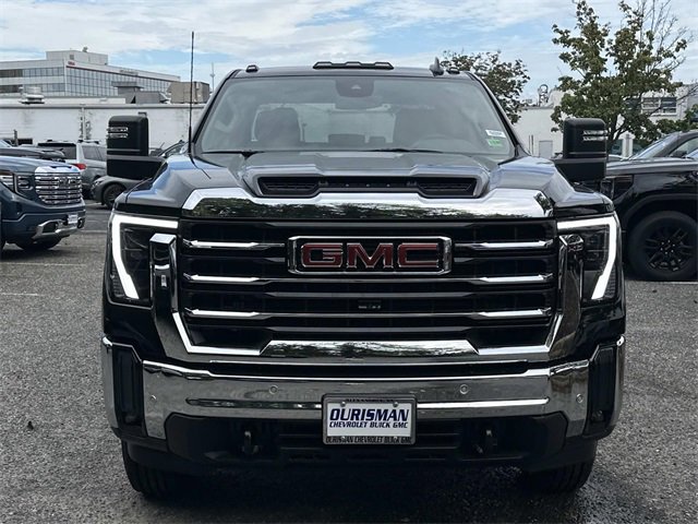 New 2025 GMC Sierra 2500 SLE w/ SLE Value Package; image 6