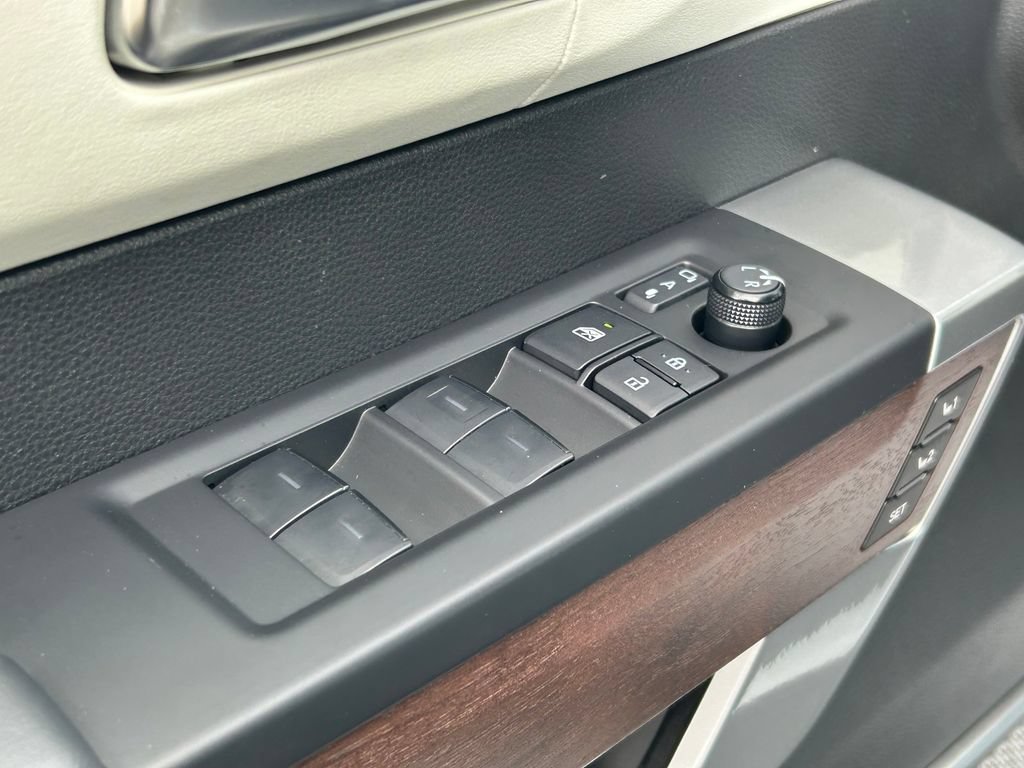 Certified 2025 Toyota Sequoia Capstone AWD/4WD image 28