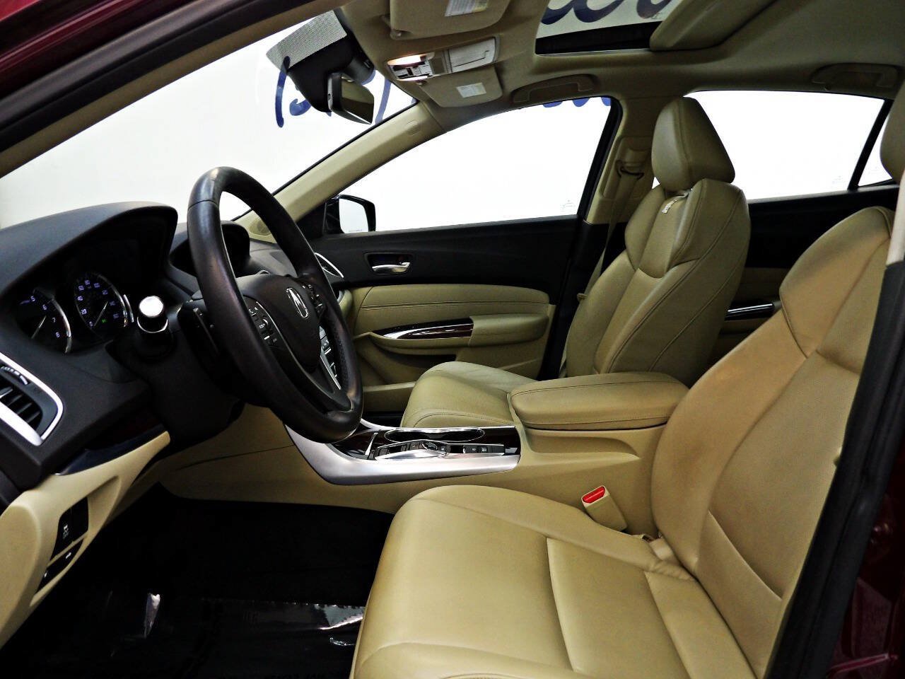 Used 2016 Acura TLX w/ Technology Package FWD image 8