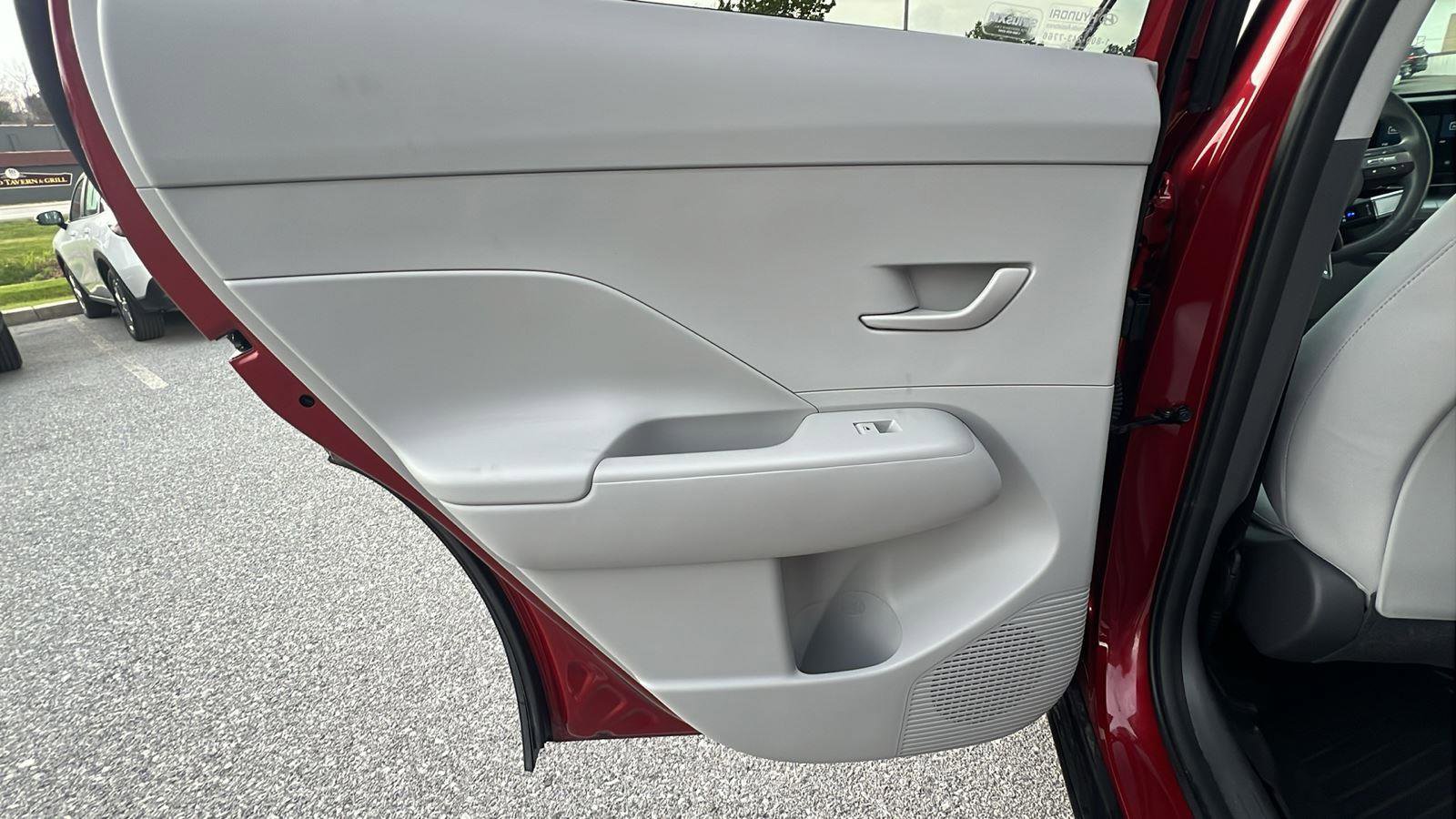 Used 2025 Hyundai Kona SEL image 17