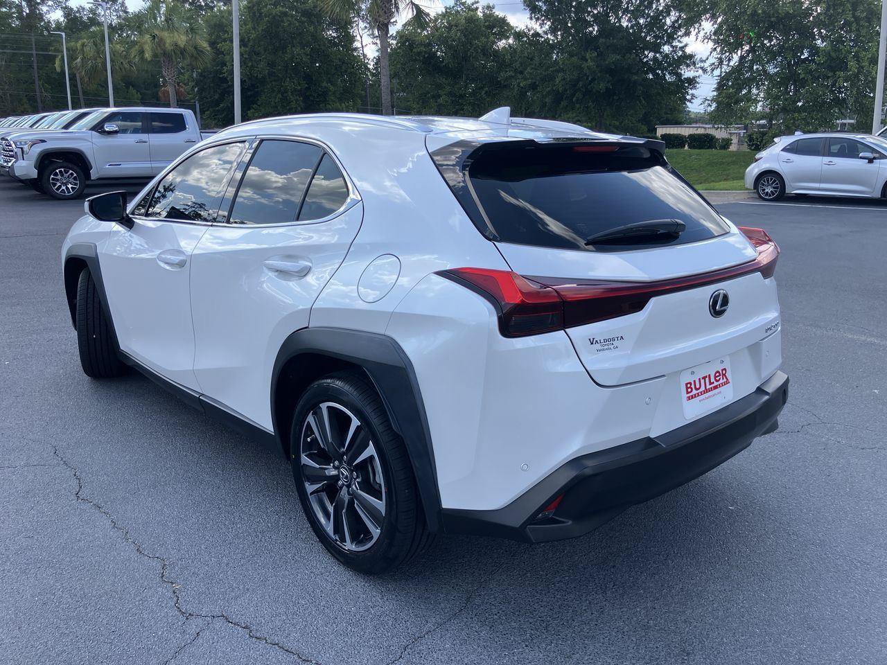 Used 2020 Lexus UX 200 w/ Accessory Package FWD image 3
