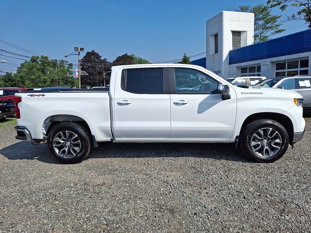 Used 2025 Chevrolet Silverado 1500 LT image 9