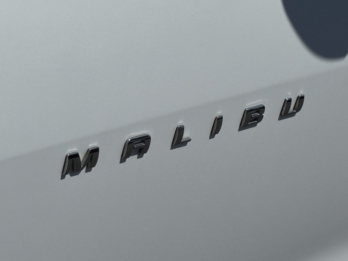 Used 2023 Chevrolet Malibu LT FWD image 4