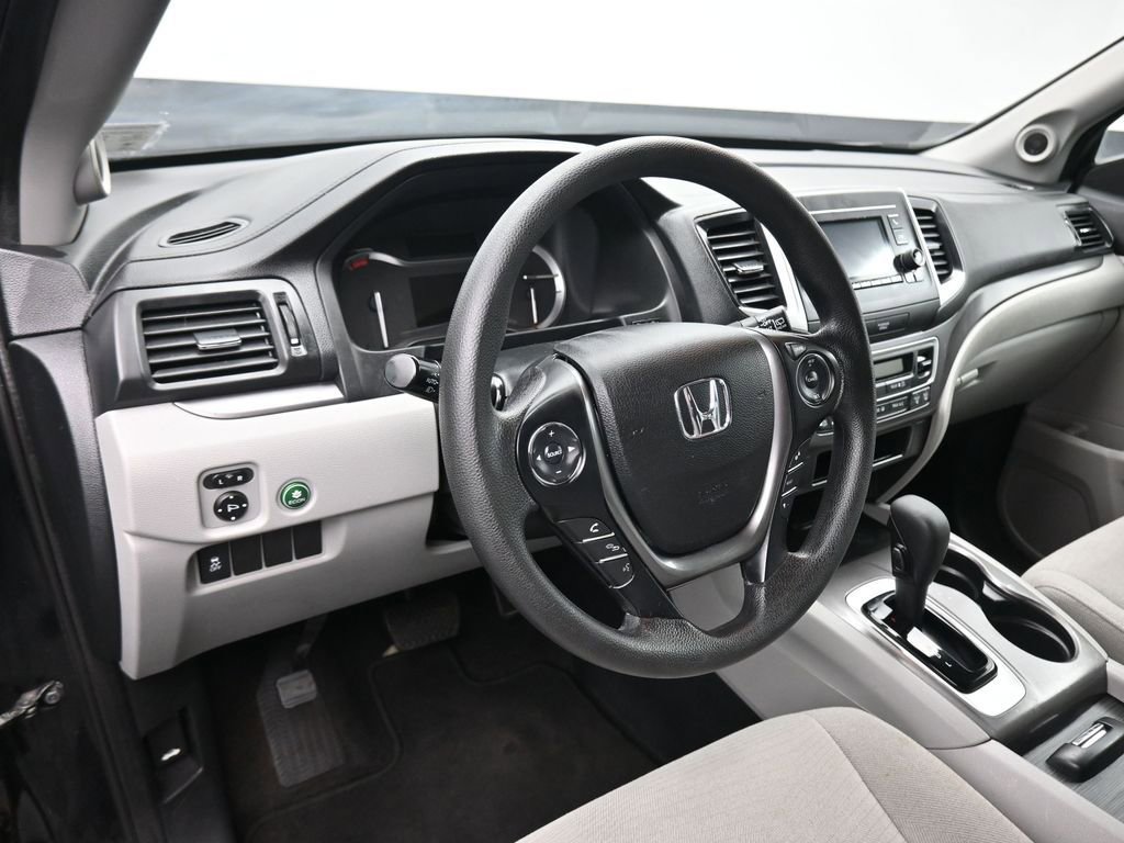 Used 2017 Honda Pilot LX image 14