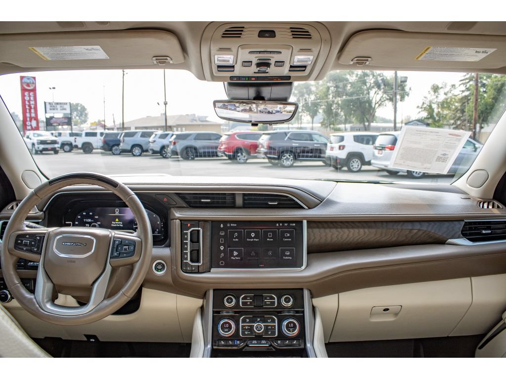 Used 2024 GMC Yukon Denali w/ Advanced Technology Package AWD/4WD image 24
