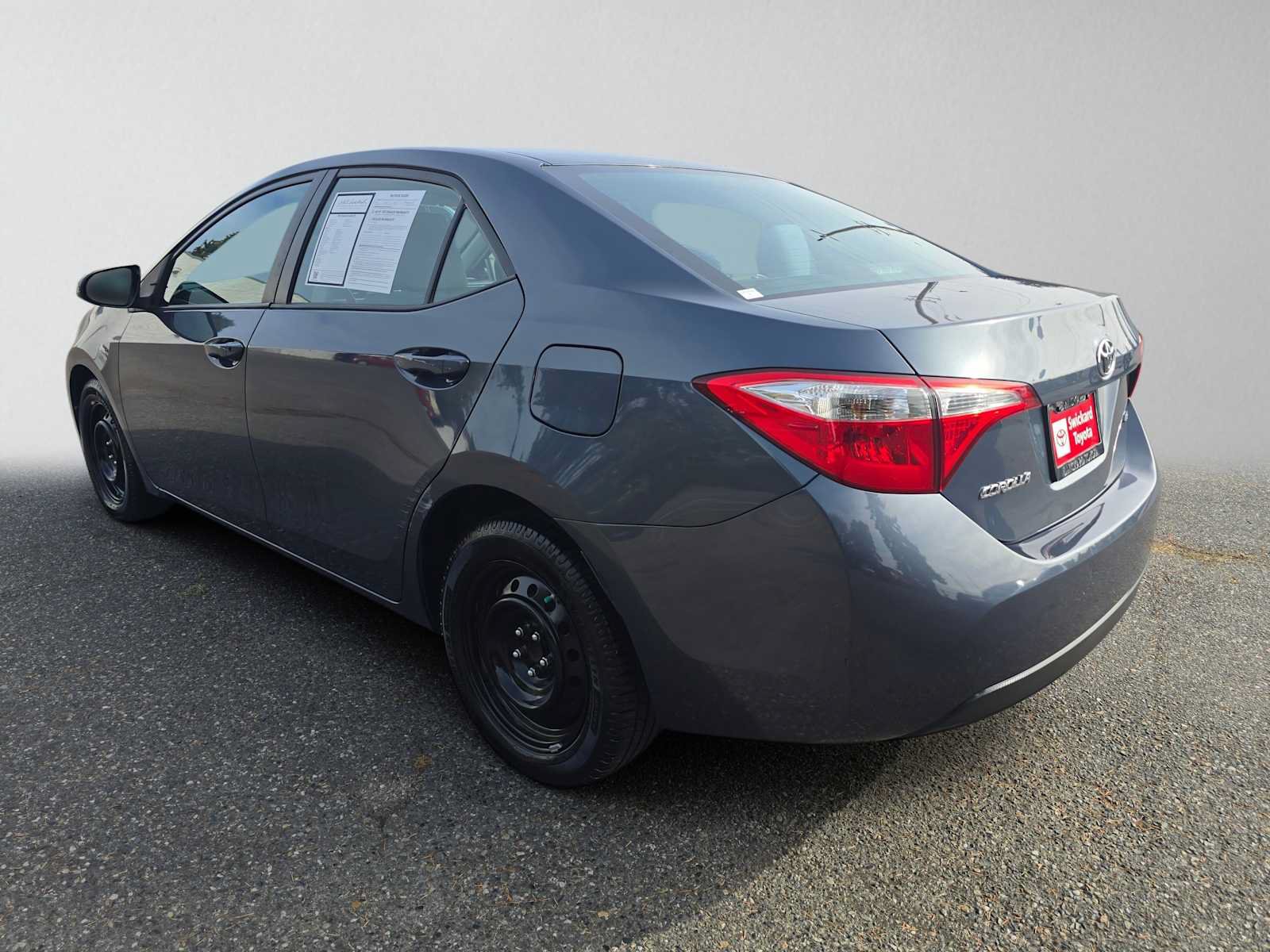 Used 2014 Toyota Corolla LE FWD image 5