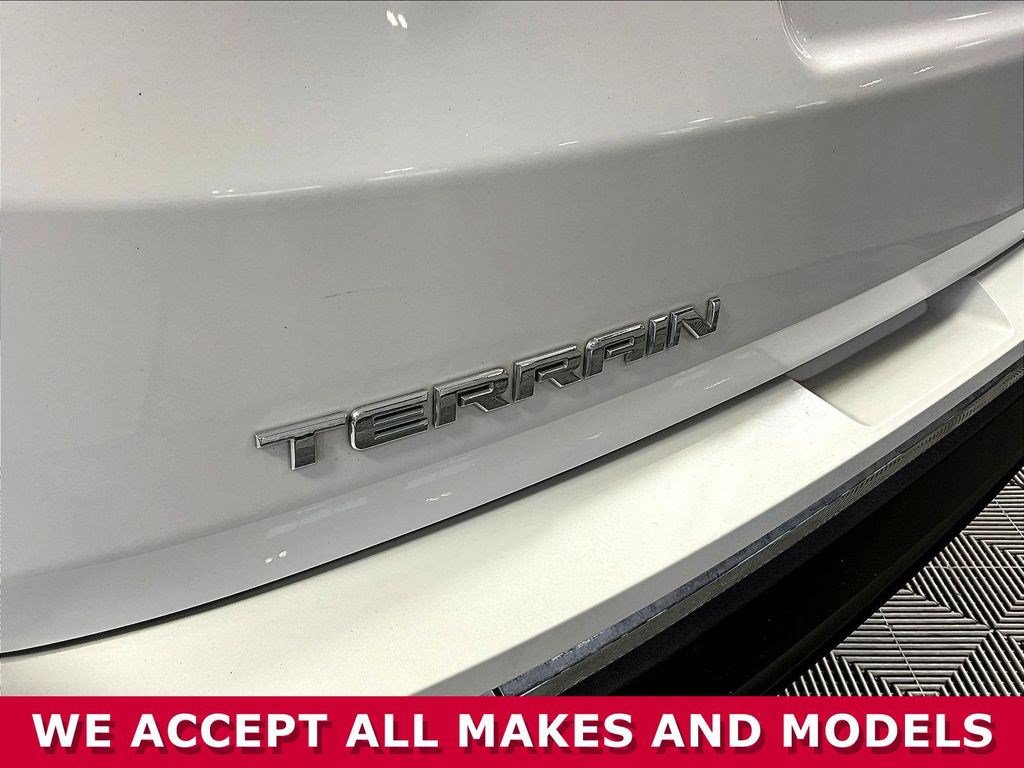Used 2021 GMC Terrain SLT w/ LPO, Floor Liner Package FWD image 24