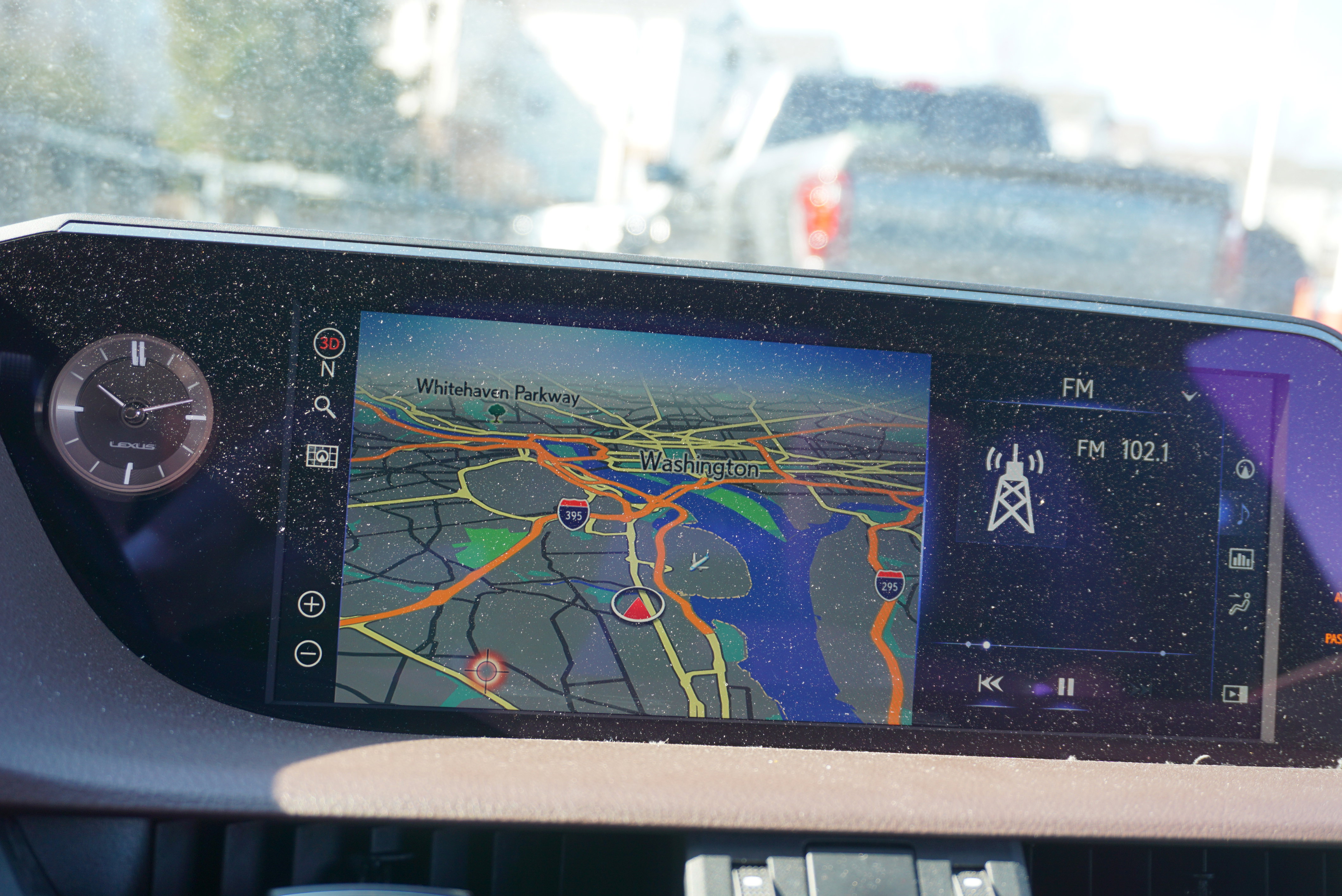 Used 2021 Lexus ES 350 Ultra Luxury w/ Accessory Package image 17