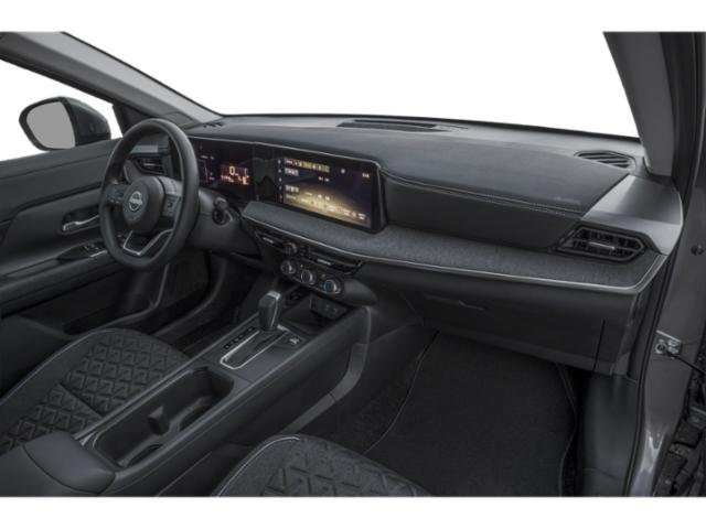 Used 2025 Nissan Kicks SV w/ Charging Package FWD image 18