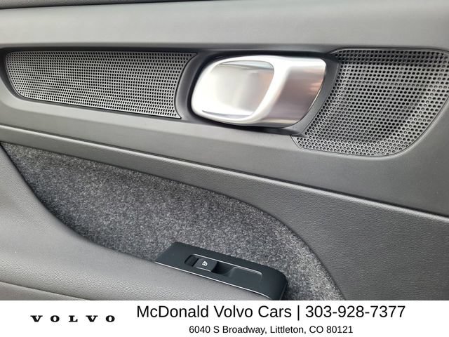 New 2026 Volvo XC40 B5 Ultra w/ Climate Package AWD/4WD image 15