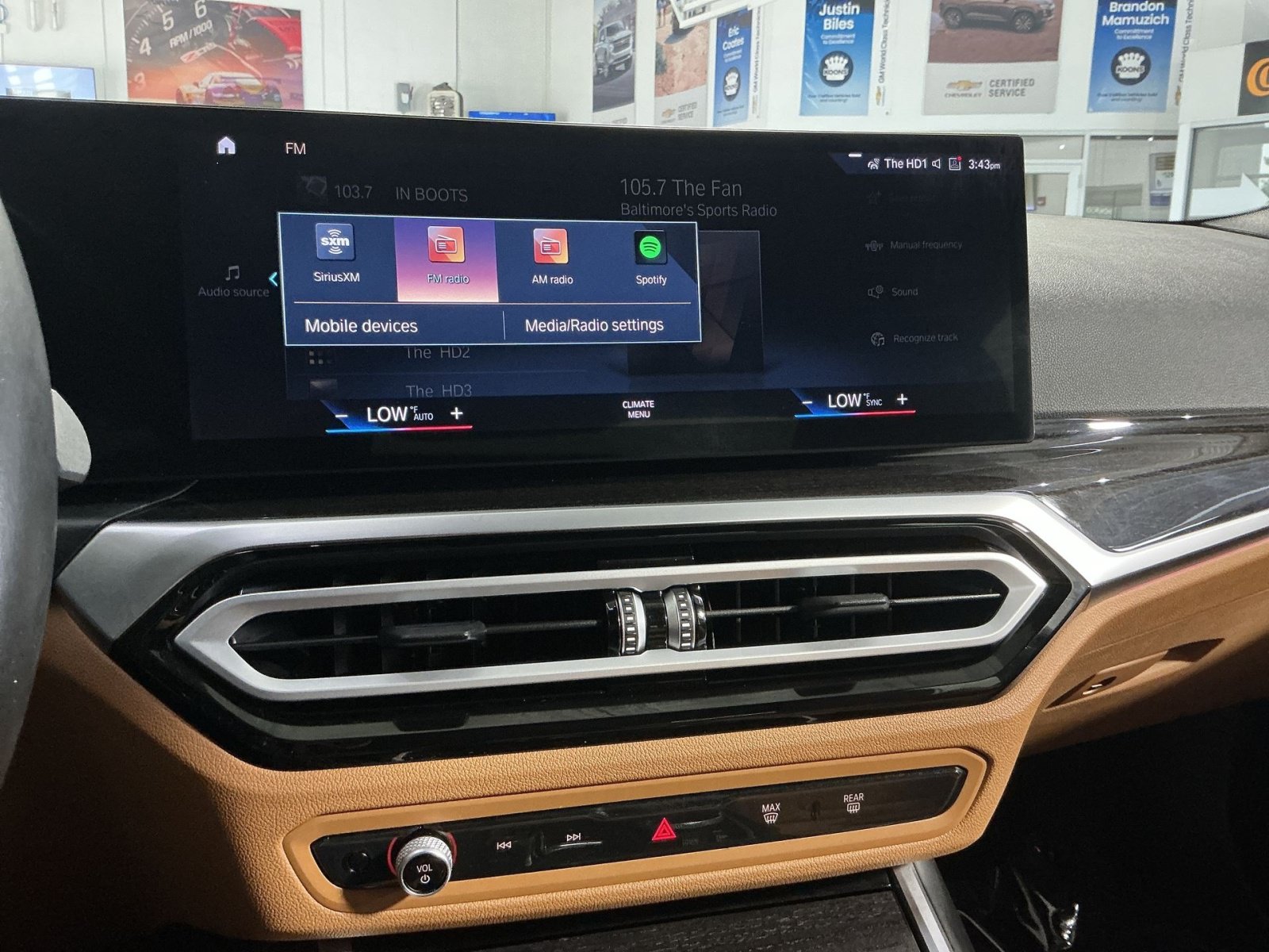 Used 2024 BMW 330i xDrive Sedan w/ Convenience Package AWD/4WD image 19