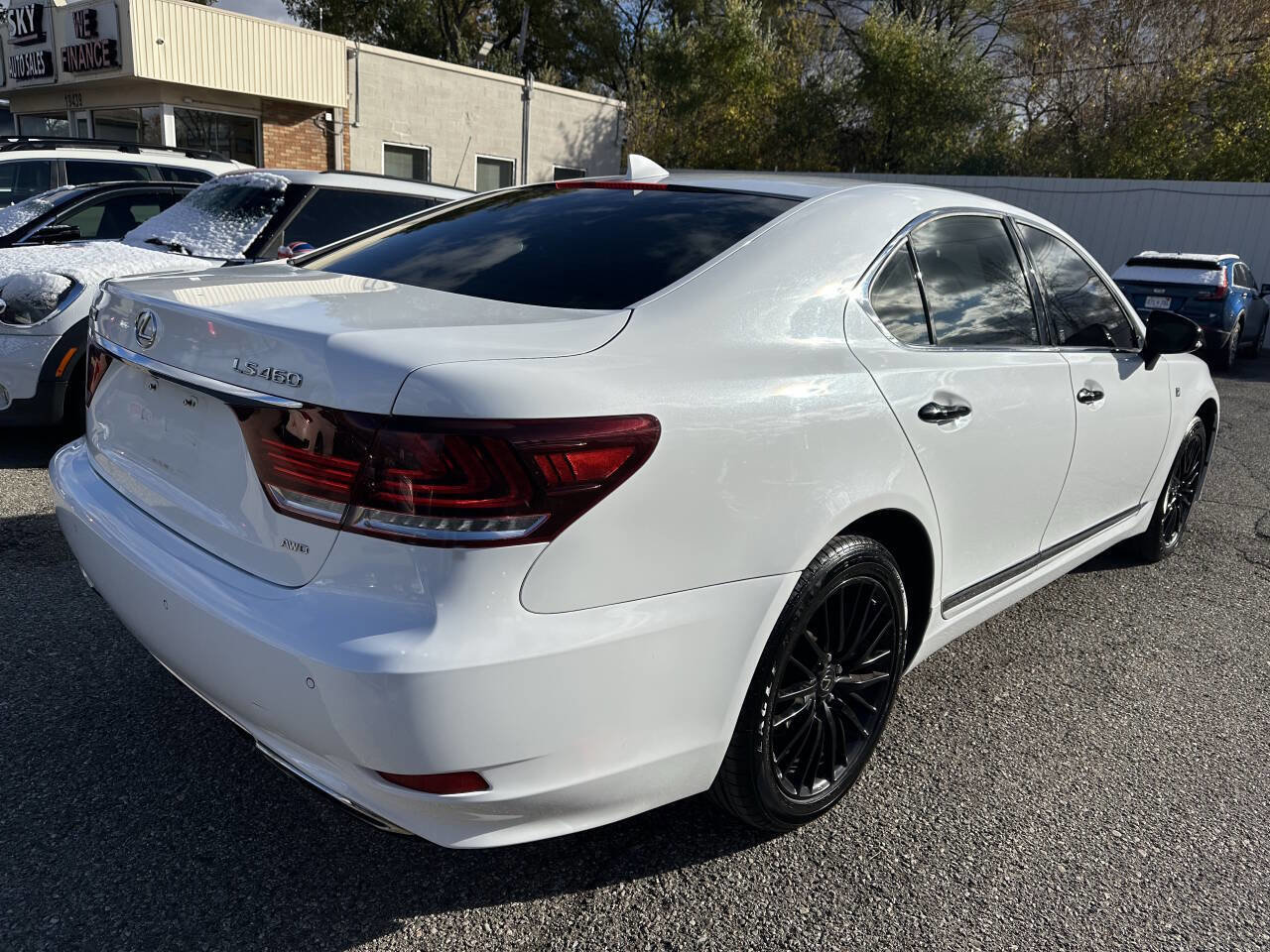Used 2015 Lexus LS 460 AWD image 5