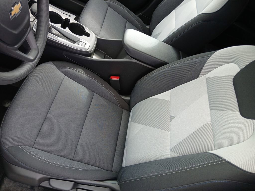 New 2026 Chevrolet Trax LS image 24