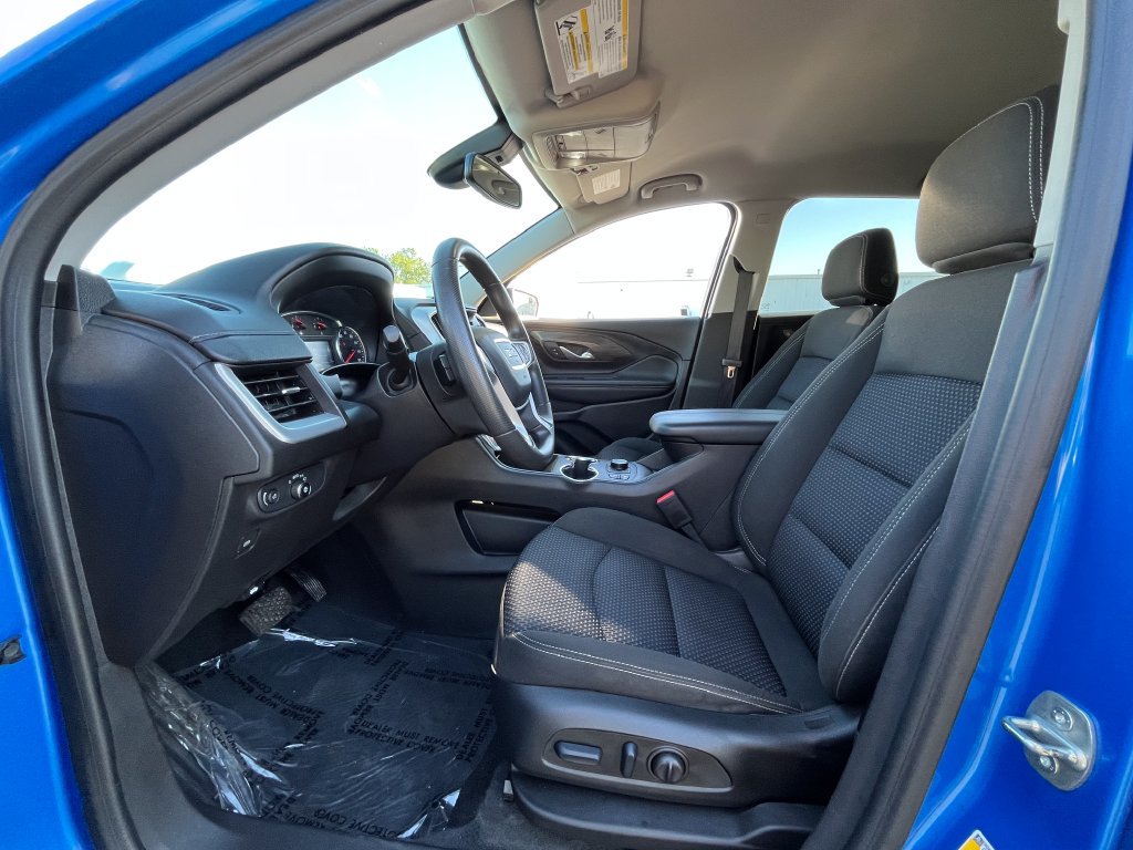 Certified 2024 GMC Terrain SLE w/ Driver Convenience Package FWD image 4