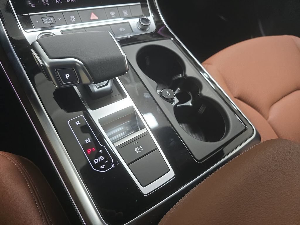 New 2026 Audi Q7 2.0T Premium Plus AWD/4WD image 11