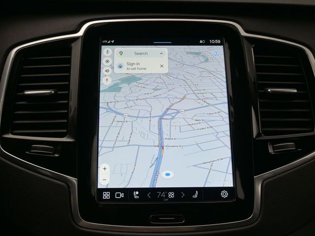 Used 2024 Volvo XC90 B6 Plus w/ Protection Package image 14