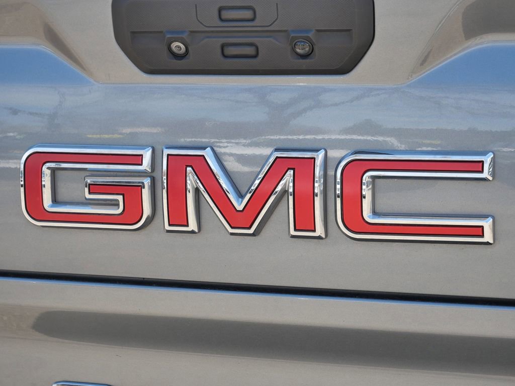 Used 2021 GMC Sierra 1500 SLT w/ SLT Premium Plus Package AWD/4WD image 10