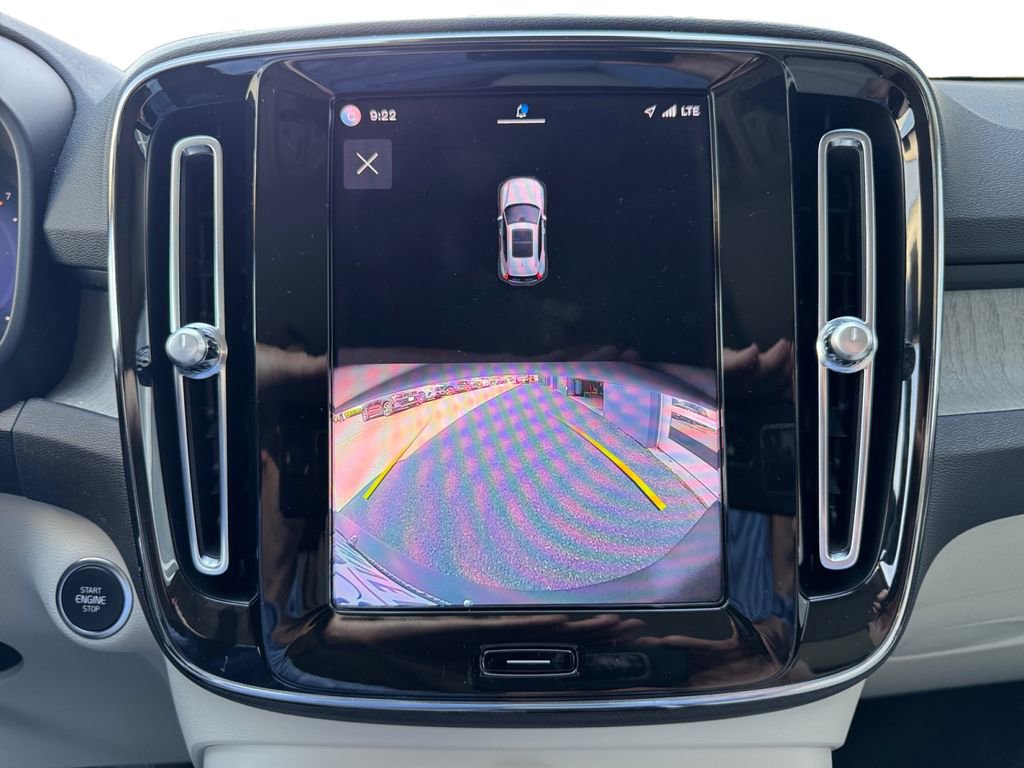 Certified 2023 Volvo XC40 B5 Plus w/ Climate Package AWD/4WD image 22