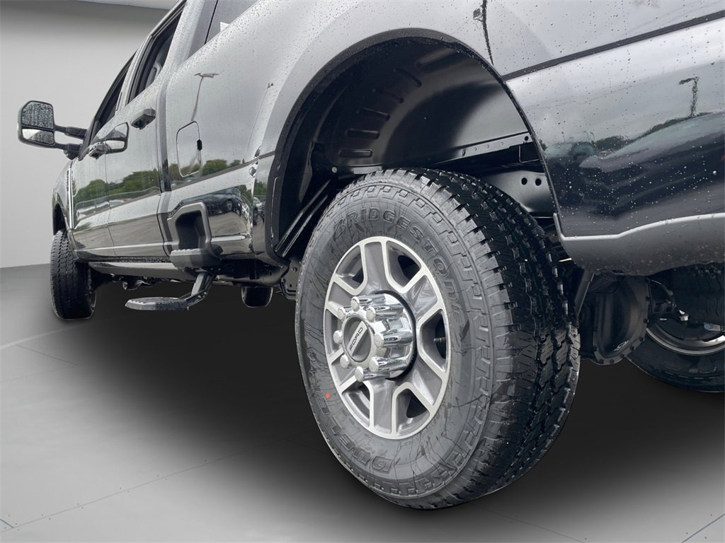 New 2026 Ford F350 Lariat image 29