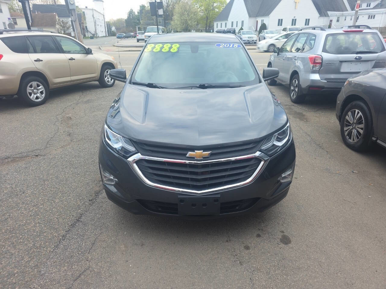 Used 2018 Chevrolet Equinox LS FWD image 2